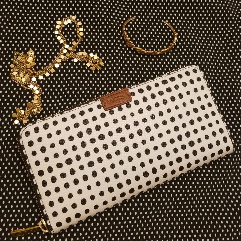Fossil emma large clutch